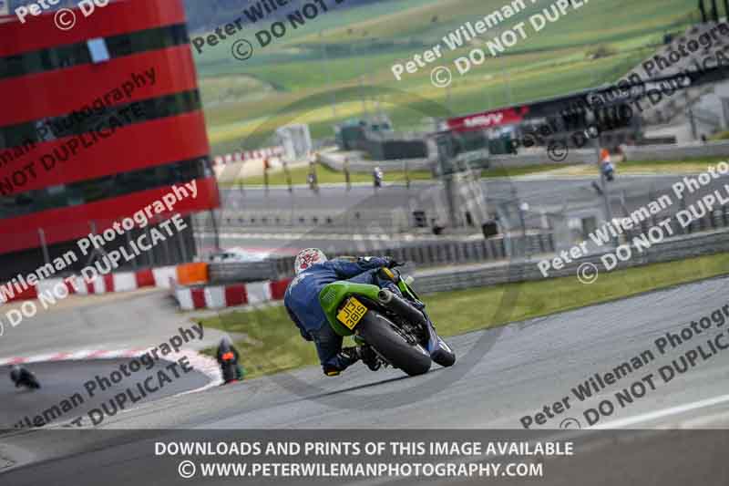 cadwell no limits trackday;cadwell park;cadwell park photographs;cadwell trackday photographs;enduro digital images;event digital images;eventdigitalimages;navarra;no limits trackdays;peter wileman photography;racing digital images;trackday digital images;trackday photos